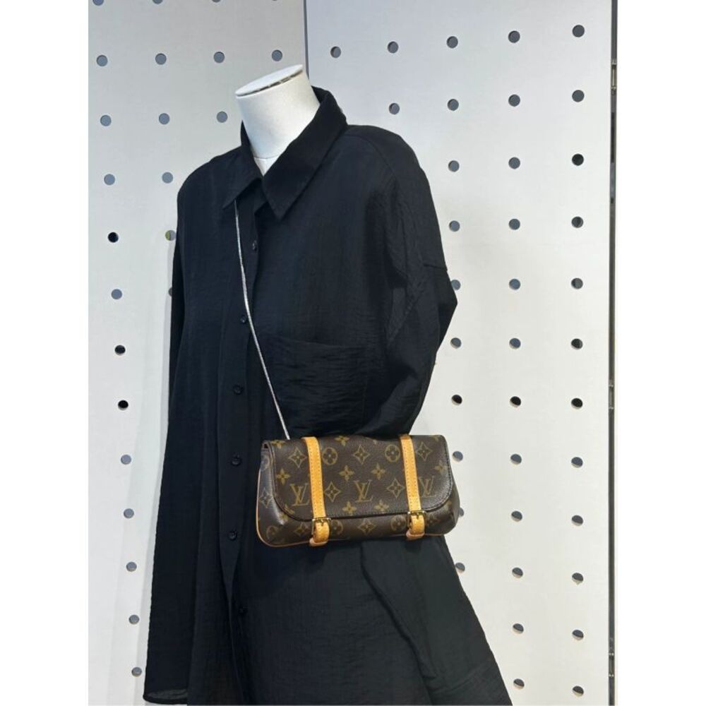 Louis Vuitton Women Pre-Loved Bag Very Good Condition